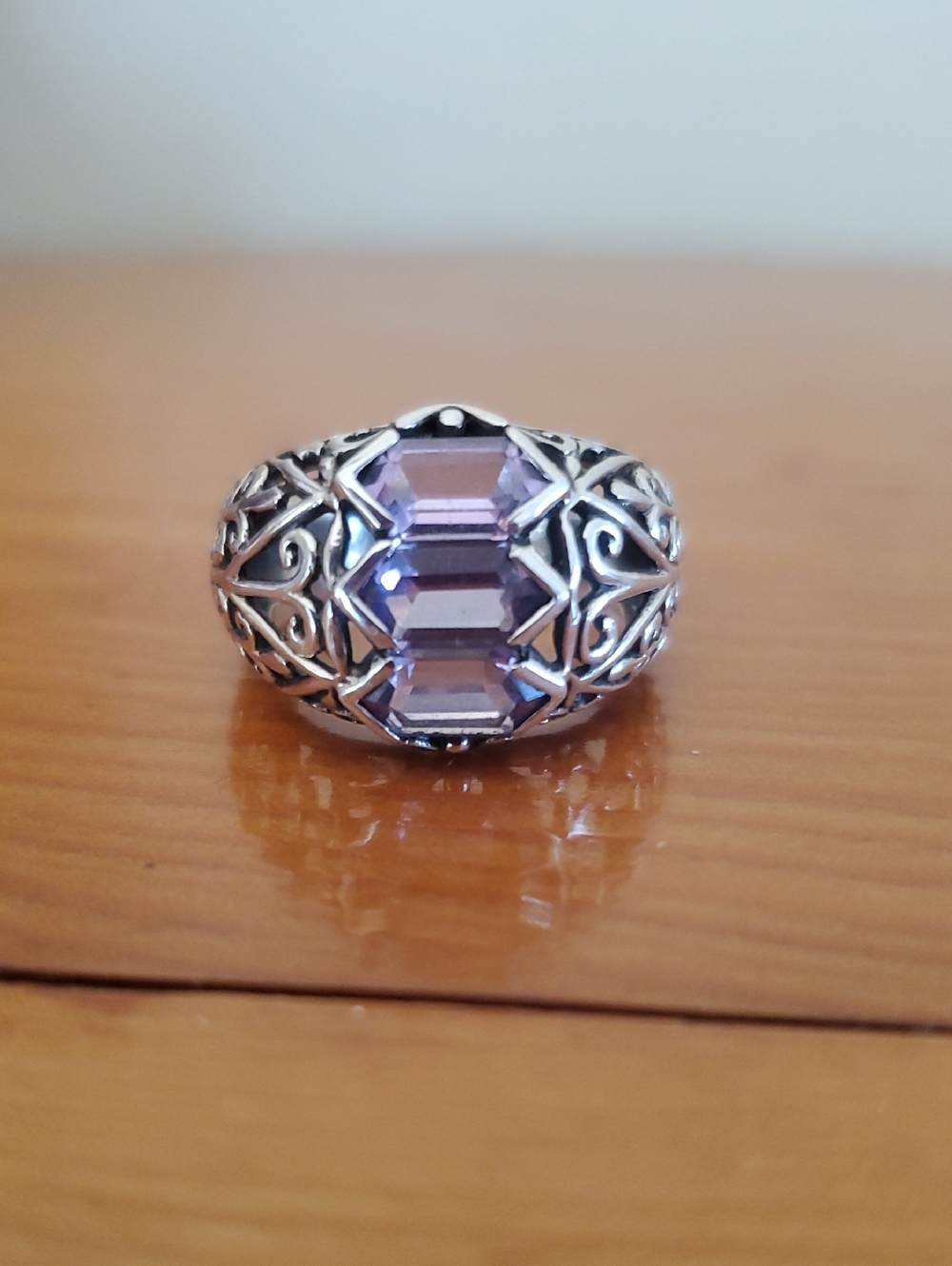 Sterling Silver Filigree Ring with Light Purple Gemstone - Picture 4 of 4